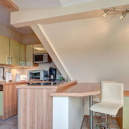 Apropos Apartment