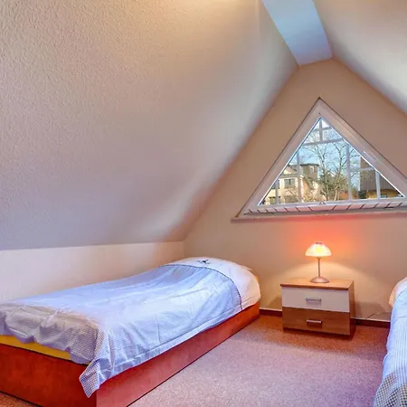 Apropos Apartment *